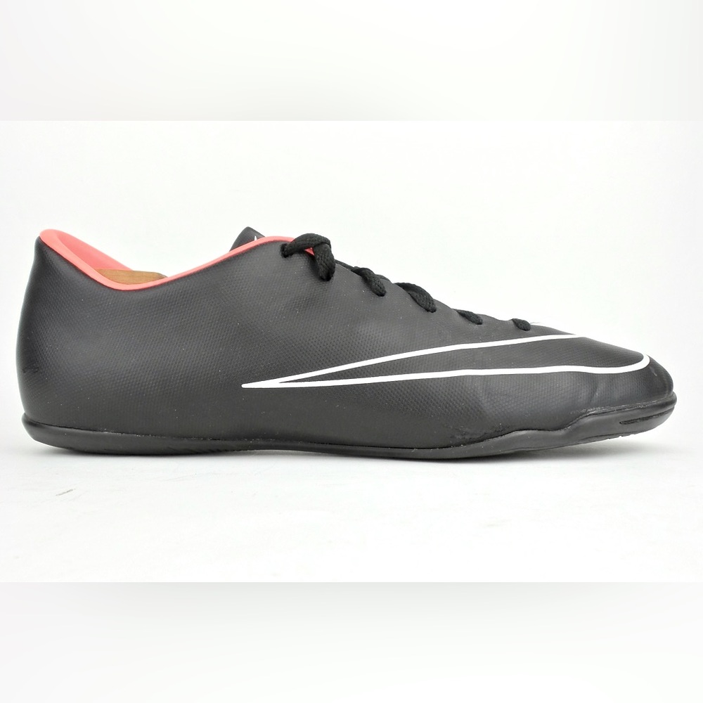 Nike Mercurial Indoor Soccer shoe